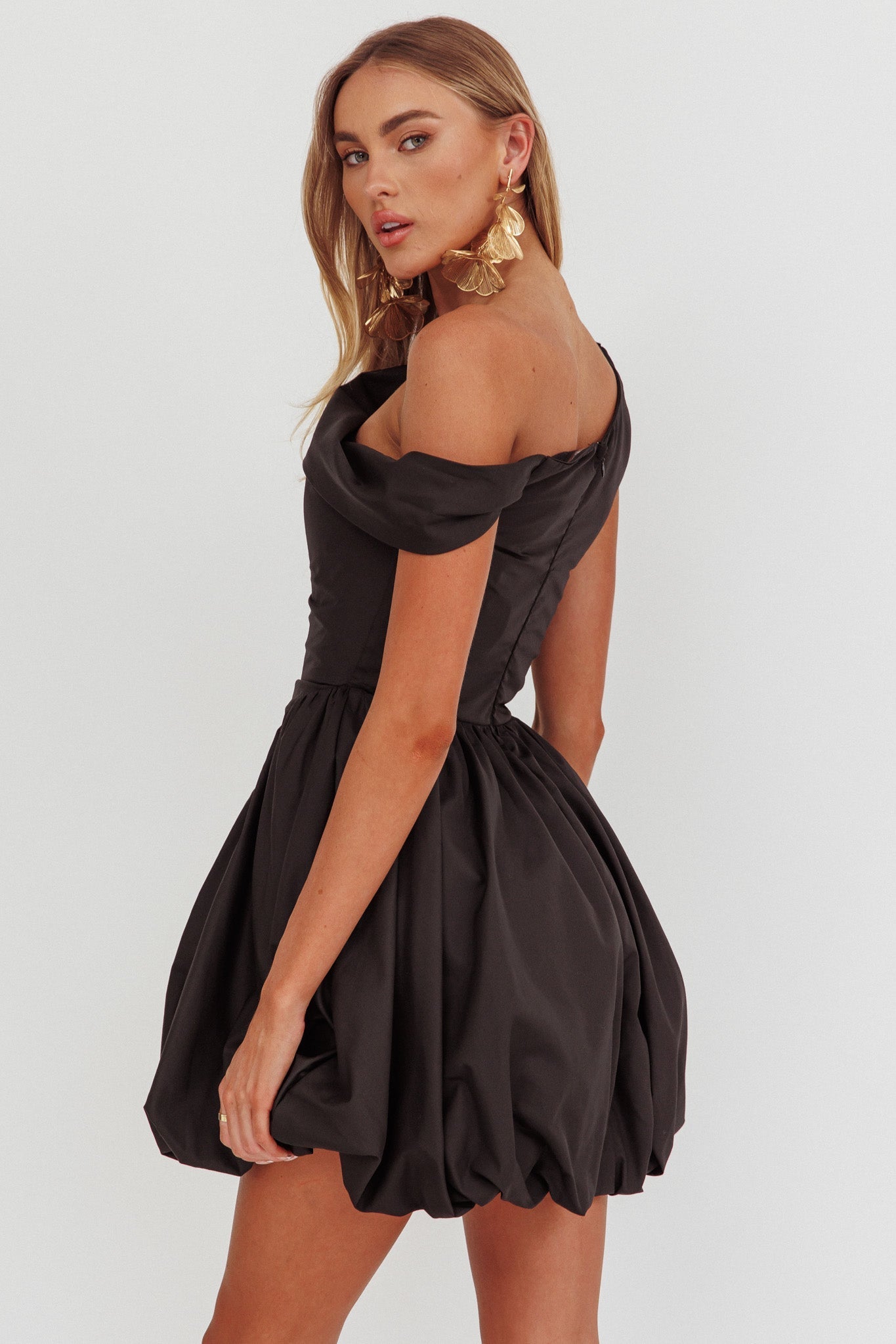 Celinda Asymmetric Neckline Balloon Mini Dress Black